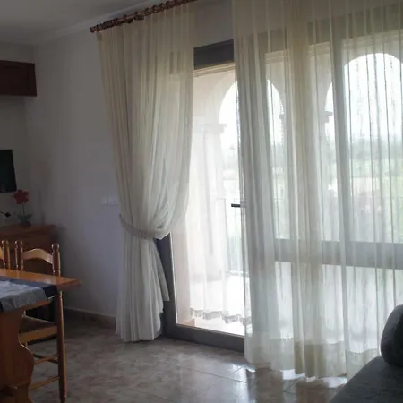 Mas Puig Roig Apartment